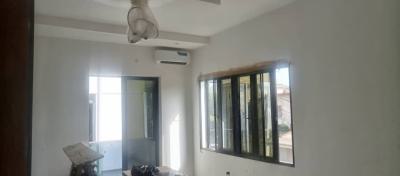 Well Mantained 3 Bedroom Flat, Ikeja Gra Lagos, Ikeja Gra, Ikeja, Lagos, Flat / Apartment for Rent