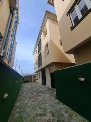 Very Spacious 3bedroom Apartment Upstairs, Salem, Lekki, Lagos, Flat / Apartment for Rent