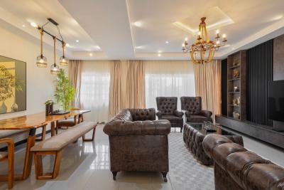 Ready for a Smart Getaway?  Book Our 2-bedroom Starlight Apartment!, Lekki Phase 1, Lekki, Lagos, Flat / Apartment Short Let