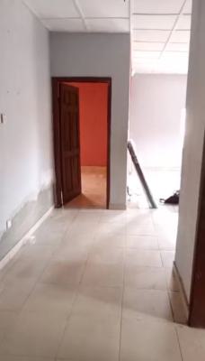 Decent 2 Bedroom Flat, Bawala Charley, Pedro, Gbagada, Lagos, Flat / Apartment for Rent