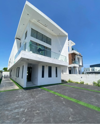 Well Built 5 Bedroom Detached Duplex with B.q, Pinnock Beach Estate, Osapa, Lekki, Lagos, Detached Duplex for Sale