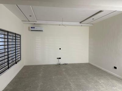3-bedroom Maisonette with Bq, Lekki Phase 1, Lekki, Lagos, Terraced Duplex for Sale