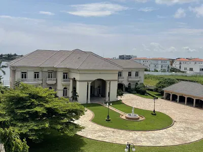 7 Bedroom Water Front Ambassadorial Mansion