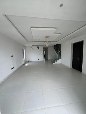 Luxury 3 Bedroom Penthouse, Freedom Way, Lekki Phase 1, Lekki, Lagos, Flat / Apartment for Rent