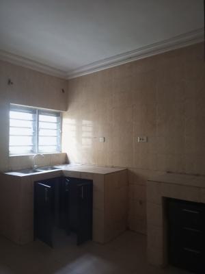 Luxury Clean 2 Bedroom Upstairs, Asorock Bucknor Estate, Isolo, Lagos, Flat / Apartment for Rent
