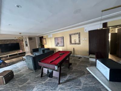 Spacious Serviced 3 Bedroom Apartment, Lekki Phase 1, Lekki, Lagos, Flat / Apartment for Rent
