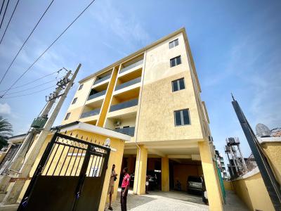 Brand New 2bedrooms Apartment Located at Lekki Phase 1, Lekki, Lekki Phase 1, Lekki, Lagos, Flat / Apartment for Sale