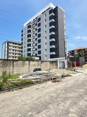 Exquisite 3 Bedroom Apartment with Bq, Lekki Phase 1, Lekki, Lagos, Flat / Apartment for Sale