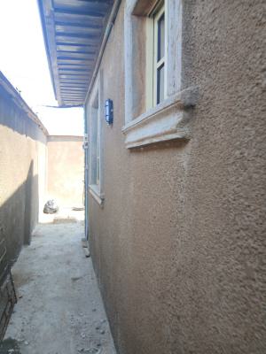 New Lovely 2bedroom, Shomolu, Lagos, Flat / Apartment for Rent