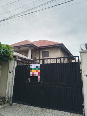 Three Bedroom Flat in a Serene Environment, Lekki Phase 1, Lekki, Lagos, Flat / Apartment for Rent