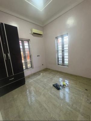Spacious Room Self Contained, Van Daniel Estate, Orchid Road, Lekki, Lagos, Self Contain (single Rooms) for Rent