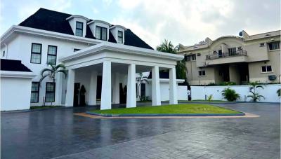 Stunning 6 Bedrooms Waterfront Mansion in a Good Area, Ikoyi, Lagos, House for Sale