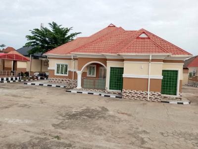 Distressed 8 Bedroom Detached Bungalow, Ibadan, Oyo, Block of Flats for Sale