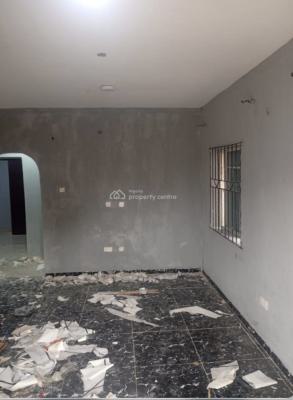 Spacious 2 Bedroom Apartment, Agboyi Estate, Ori-oke, Ogudu, Lagos, Flat / Apartment for Rent