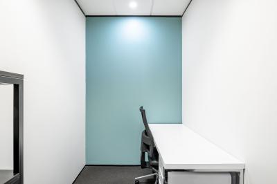 Private Office Space for 2 Persons in Regus Murjanatu House, 1 Zambezi Crescent Off Aguyi Ironsi Street, Murjanatu House, Maitama District, Abuja, Office Space for Rent