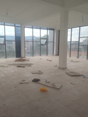 109sqm² Big Shop Middle Floor on The Major Road., Gwarinpa, Abuja, Shop for Rent