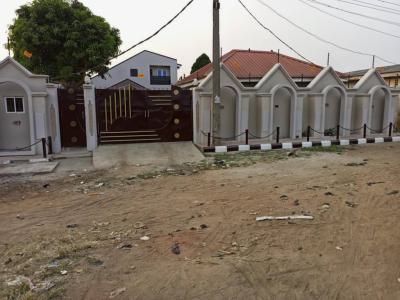 Tastefully Furnished 5 Bedrooms Duplex in a Good Area, Igando, Alimosho, Lagos, Terraced Duplex for Sale
