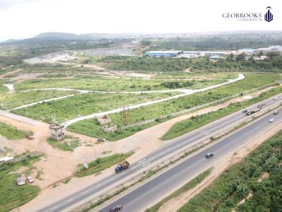 700sqm Land in a Gated Estate, Yekini Adeojo Estate, Km 12, Ibadan - Lagos Expressway, Ibadan, Oyo, Residential Land for Sale