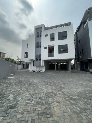 Aesthetically Pleasing 4 Bedroom Penthouse with Swimming Pool, Lekki Phase 1, Lekki, Lagos, House for Sale