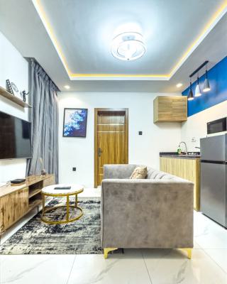 Luxury 2-bedroom Apartment in Prime Location, Surulere, Lagos, Flat / Apartment Short Let