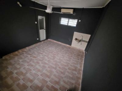 Self Contain Apartment, Akin Ogunlewe Street, Victoria Island (vi), Lagos, Self Contain (single Rooms) for Rent