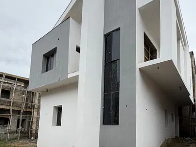 5 Bedroom Luxury Fully Detached, Built by Julius Berger Architect — Guzape District, Abuja