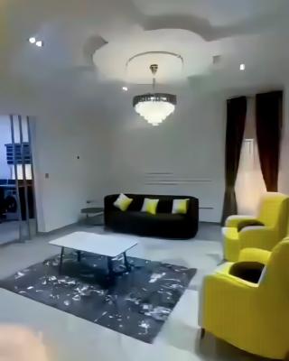 Furnished 3 Bedroom Apartment in a Prestigious Neighborhood, Peter Odili Road, Trans Amadi, Port Harcourt, Rivers, Flat / Apartment for Rent