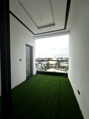 Newly Built 4 Bedroom Maisonette, Lekki Phase 1, Lekki, Lagos, Flat / Apartment for Rent