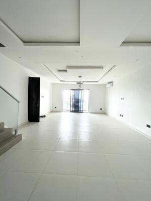 Luxury 3 Bedroom Maisonette, Lekki Phase 1, Lekki, Lagos, Flat / Apartment for Sale