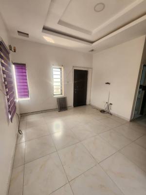 Rooms in a Shared Apartment, Van Daniels Estate, Orchid Road, Lekki, Lagos, Flat / Apartment for Rent