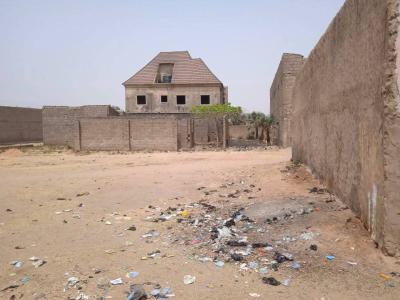 Old 4 Bedroom Fully Detached Duplex on a 1 Acre Land, Ibadan North, Oyo, House for Sale