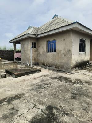 6 Unit of Room and Parlour Self Con, Bayeku, Igbogbo, Ikorodu, Lagos, Detached Bungalow for Sale