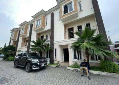 a Beautifully Built 4 Bedroom Terraced with Bq, Abiolas Court, Osapa, Lekki, Lagos, Terraced Duplex for Sale