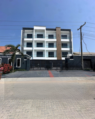 Luxury 3 Bedroom Apartment with Swimming Pool and Elevator, Freedom Way, Lekki Phase 1, Lekki, Lagos, Flat / Apartment for Sale