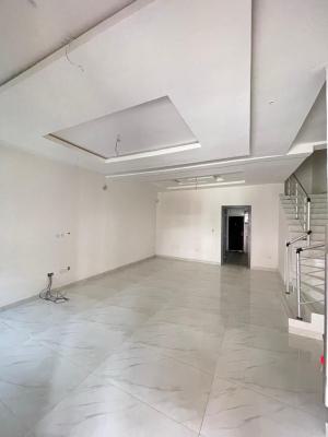 Spacious 4bedroom, Lekki Phase 1, Lekki, Lagos, Terraced Duplex for Sale