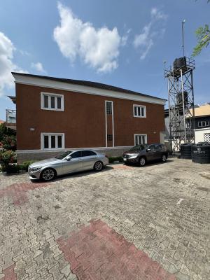 Well Maintained 3 Bedroom Terrace, Lekki Phase 1, Lekki, Lagos, Flat / Apartment for Rent