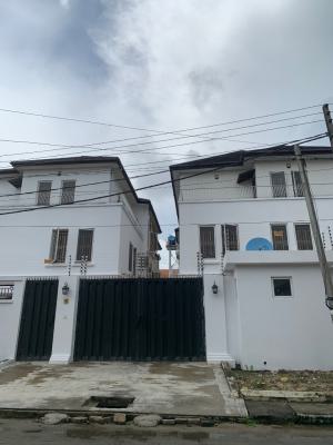 Standard Newly Renovated 3 Bedroom Apartment, Lekki Phase 1, Lekki, Lagos, Flat / Apartment for Rent