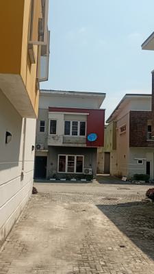 Big Madam Bedroom in a Shared Apartmentd, Ajah, Lagos, Flat / Apartment for Rent