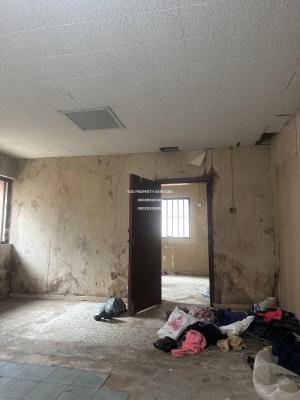 Commercial Space on The Groundfloor, Yaba, Yaba, Lagos, Warehouse for Rent