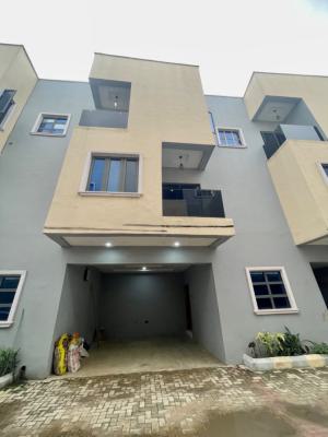 Well Spacious 3 Bedroom Duplex with Bq, Yaba Staff Quarters, Yaba, Lagos, Terraced Duplex for Sale