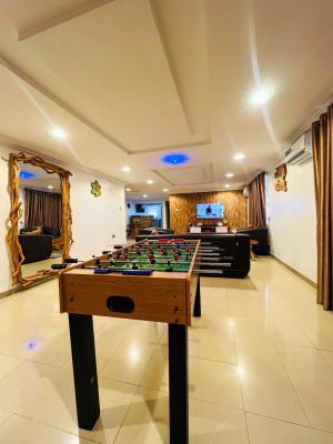 Strategic 3 Bedroom Apartment Near The Road, Near D Rovans Off Ring Road, Challenge, Ibadan, Oyo, Flat / Apartment Short Let