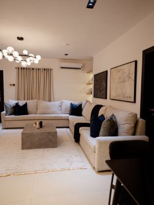 Comfortable 2 Bedrooms with Outdoor Jacuzzi, Off Lagoon School, Lekki Phase 1, Lekki, Lagos, Flat / Apartment Short Let