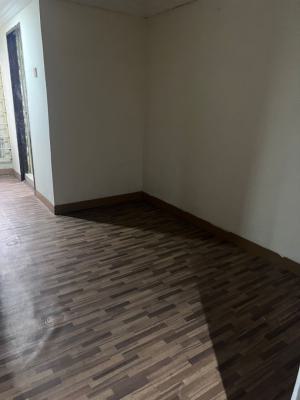 Self Contain, Ologolo, Lekki, Lagos, Self Contain (single Rooms) for Rent