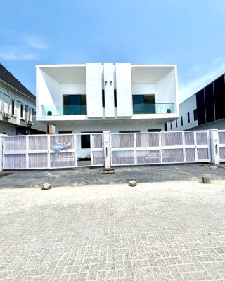 4 Bedroom Semi-detached Duplex with Bq, Lekki, Lagos, Detached Duplex for Sale