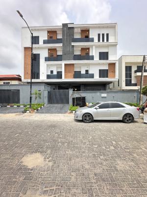 Spacious 2 Bedroom Apartment with  Pool, Elevator and Gym., Lekki Phase 1, Lekki, Lagos, Flat / Apartment for Sale