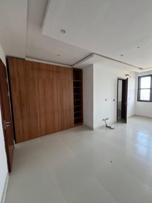 2 Bedroom Flat, Lekki Phase 1, Lekki, Lagos, Flat / Apartment for Rent