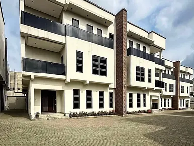 6 Bedroom Semi Detatched Duplex with Pool, Elevator & BQ