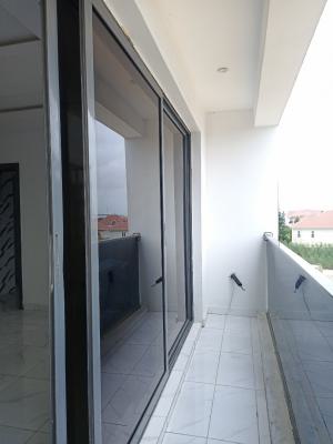 Newly Built 2 Bedroom Apartment, Ikate, Lekki Phase 2, Lekki, Lagos, Block of Flats for Sale
