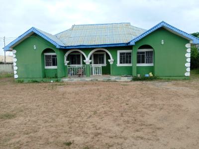 3 Bedroom Flat on 2 Plot of Land with Cofo, No F19 Upper Gaa Odota Area Ilorin Kwara State., Ilorin West, Kwara, Terraced Bungalow for Sale