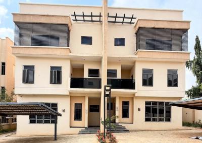 5 Bedroom Semi-detached Duplex with Boys Quarters, Guzamala, Borno, Semi-detached Duplex for Rent